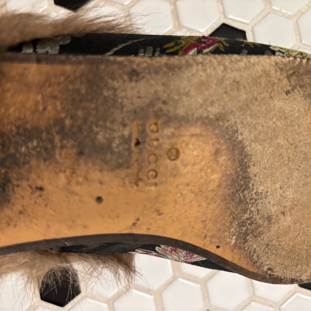 Gucci fur lined slides - Picture 4 of 4